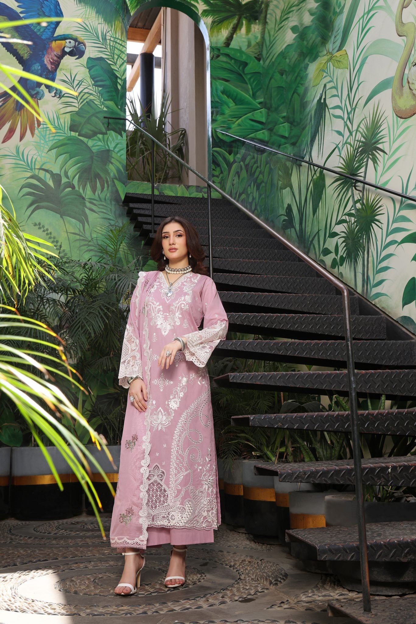 BLOOM PINK - Embroidered Lawn 3 Piece