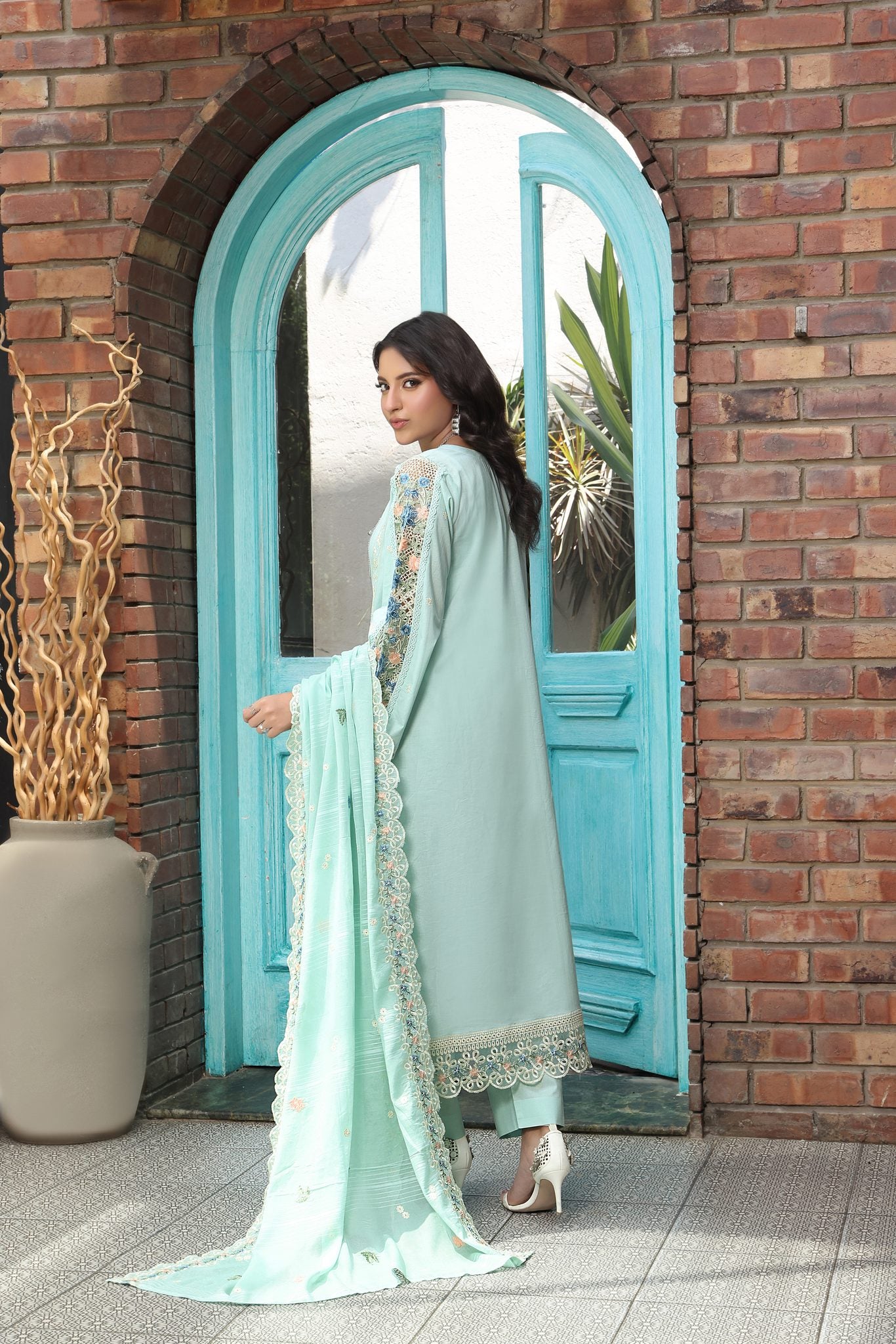 BLOOM BLUE — Embroidered Lawn 3 Piece
