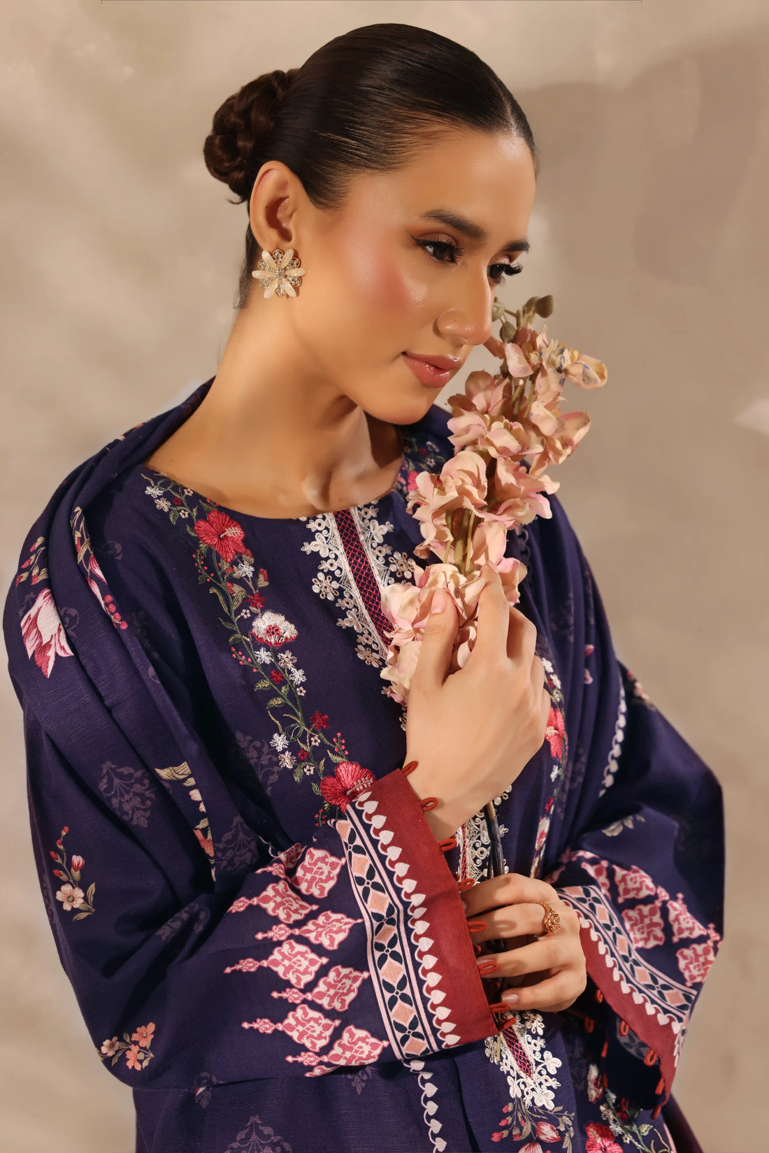 Muse Raat, Printed Khaddar Embroidered 3 Piece