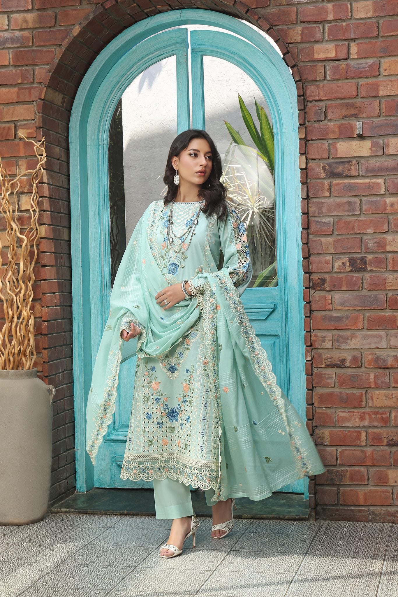 BLOOM BLUE — Embroidered Lawn 3 Piece