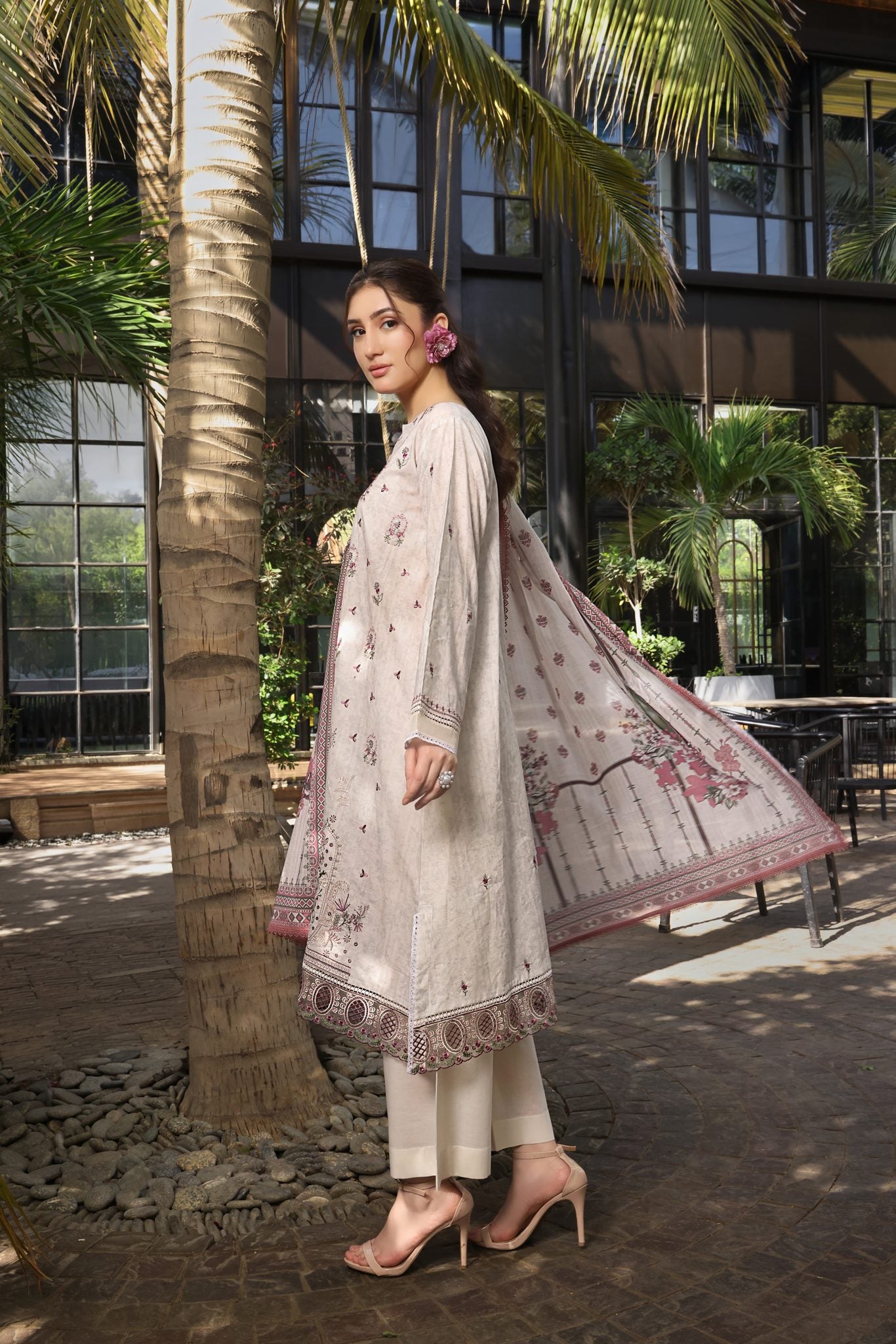 Coco Cream, Embroidered Lawn 3 Piece