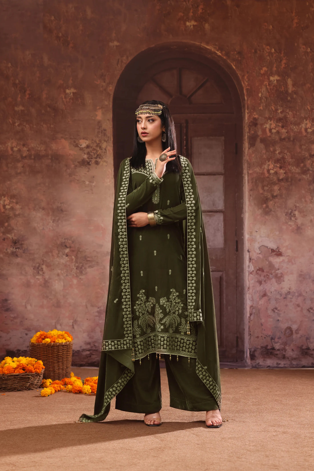Gulposh Zeytoon, Velvet Embroidered 3 Piece