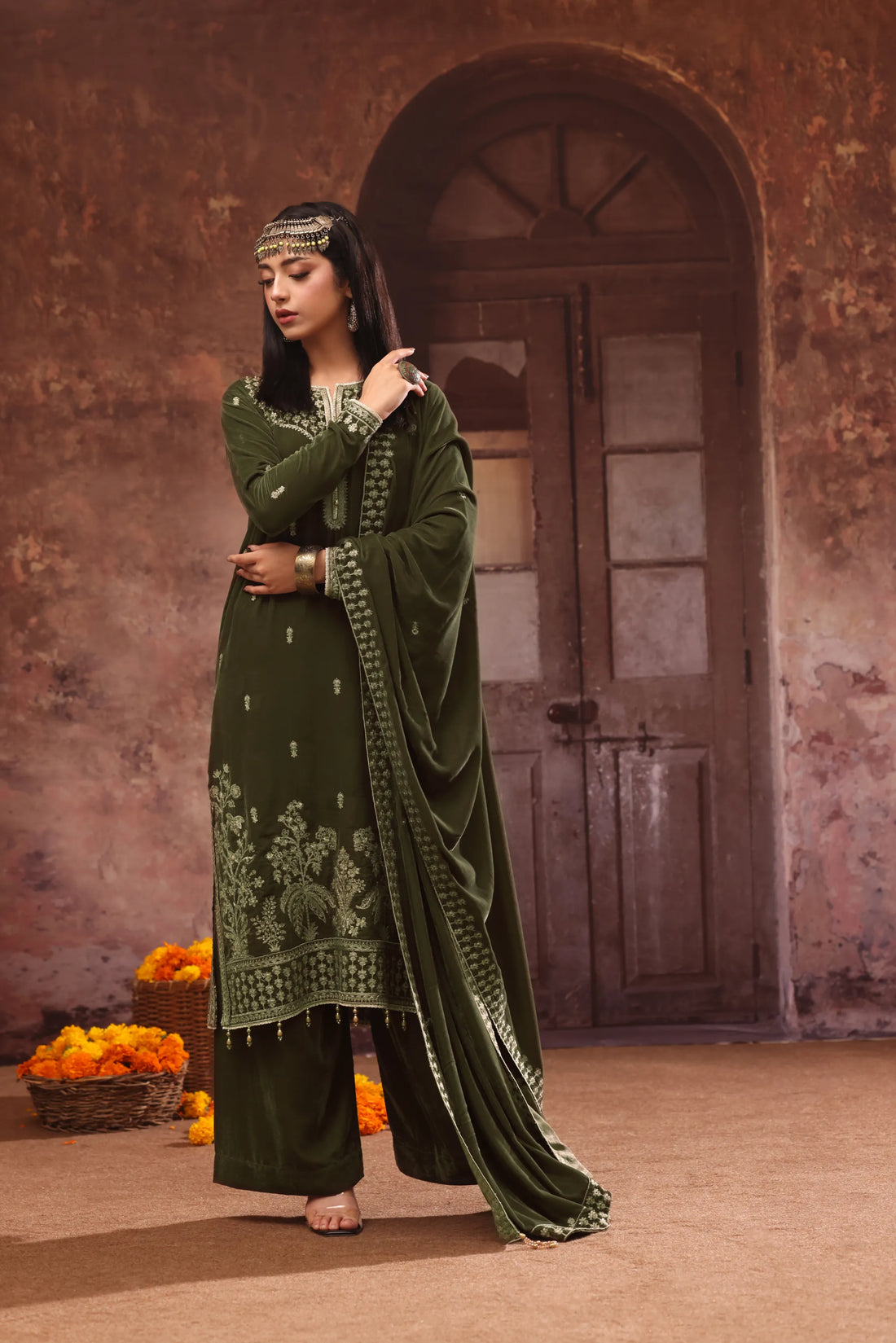 Gulposh Zeytoon, Velvet Embroidered 3 Piece