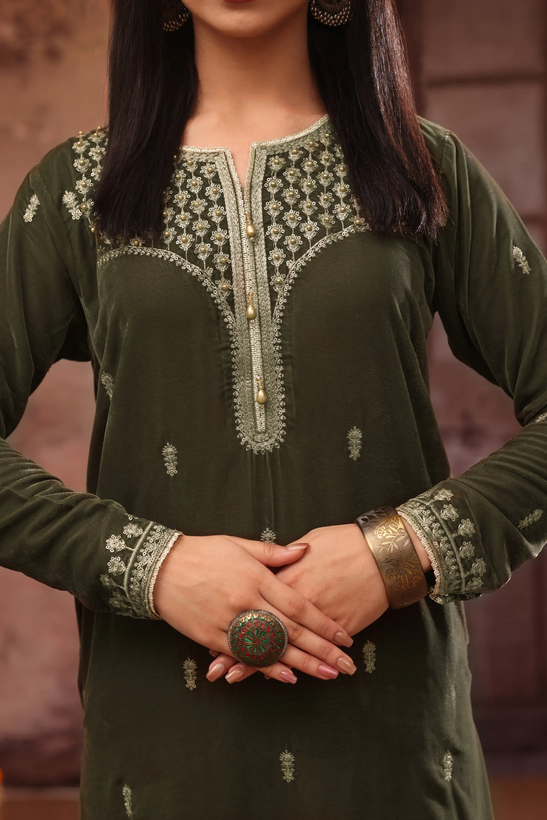 Gulposh Zeytoon, Velvet Embroidered 3 Piece
