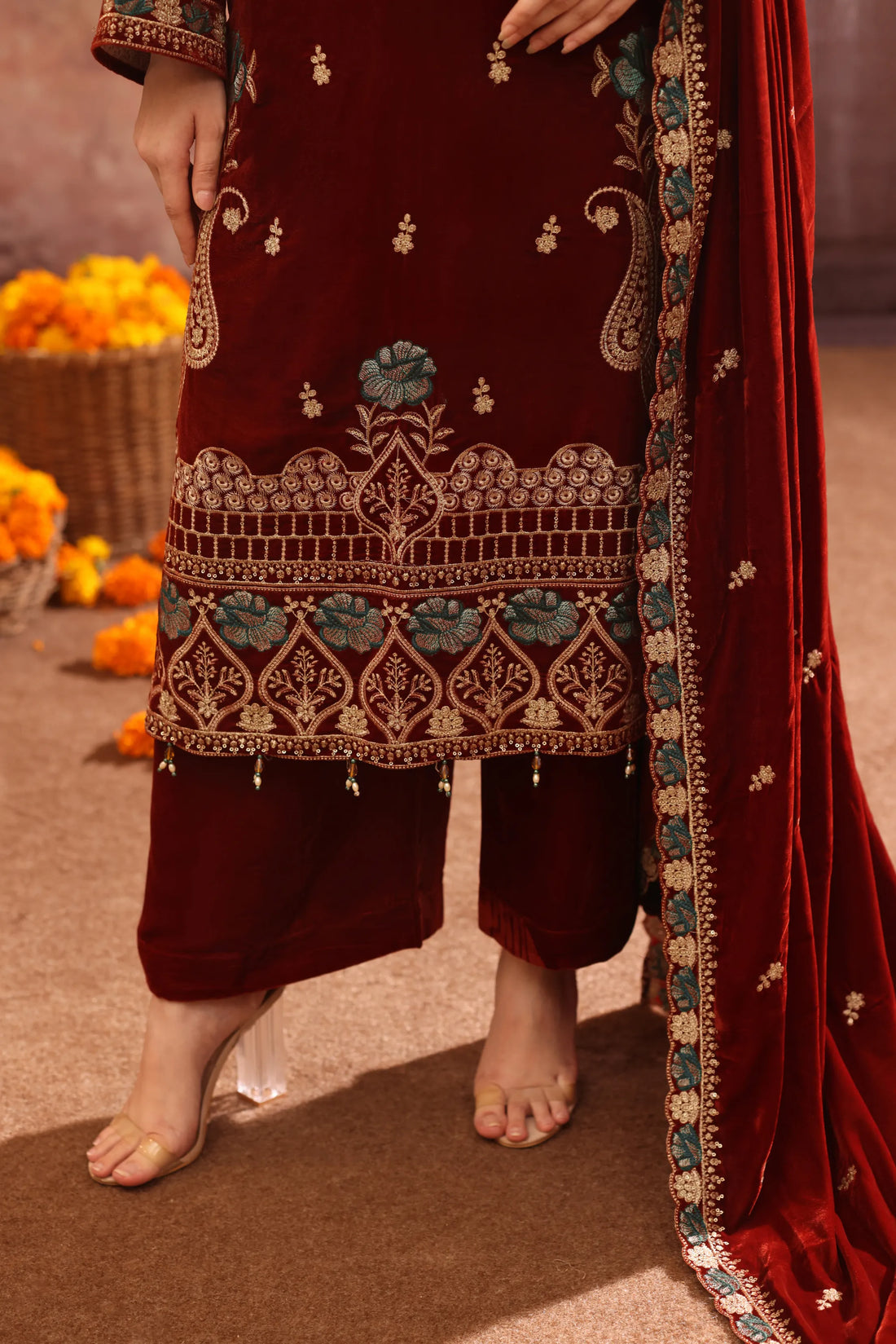 Gulposh Shiraz, Velvet Embroidered 3 Piece