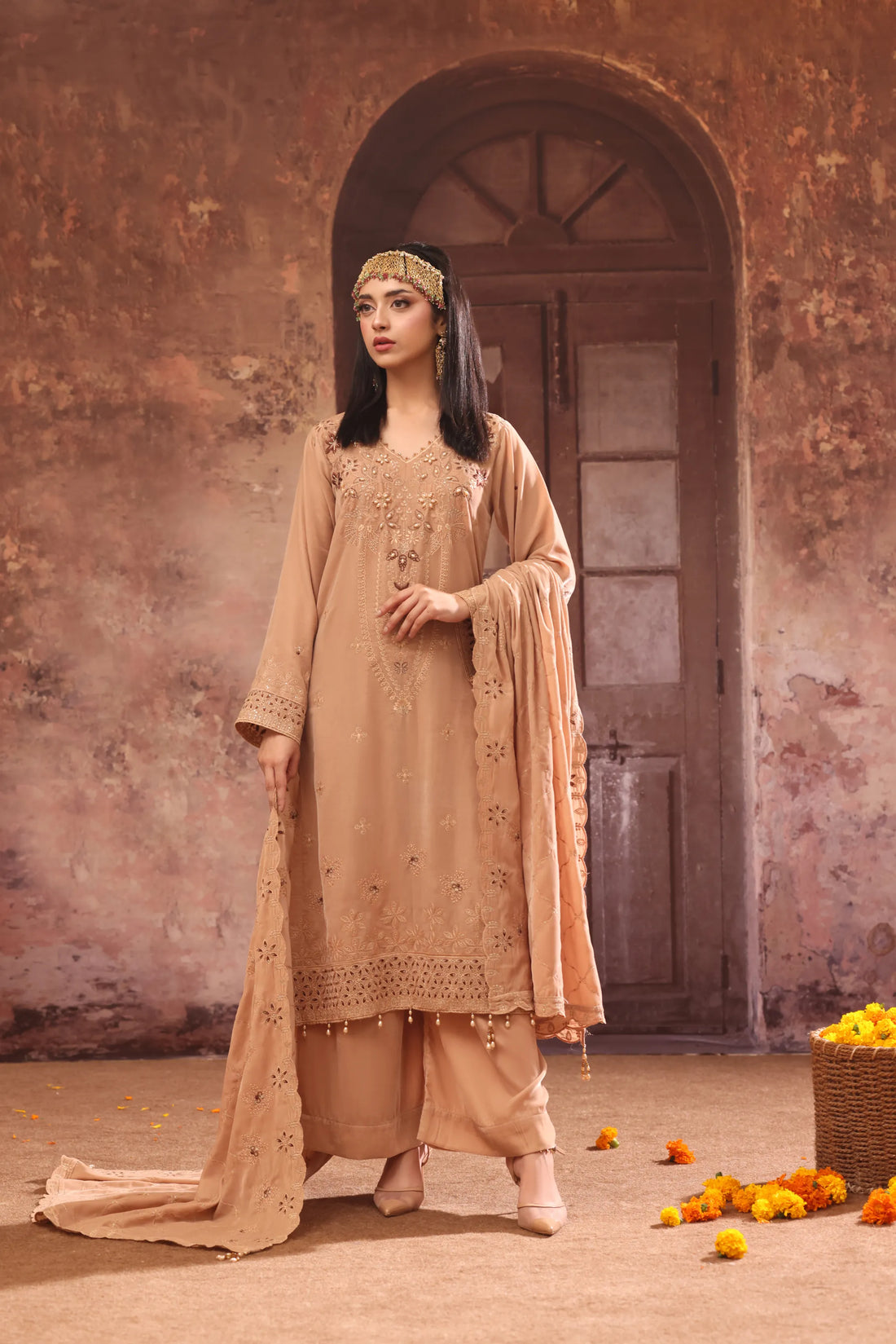 Gulposh Gulfishan, Velvet Embroidered 3 Piece