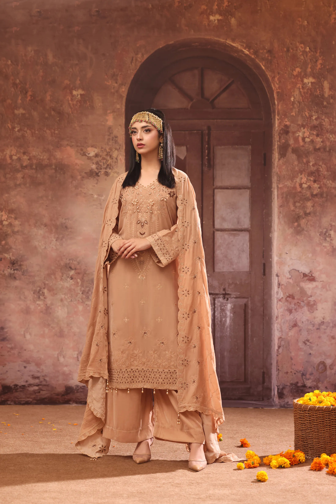 Gulposh Gulfishan, Velvet Embroidered 3 Piece