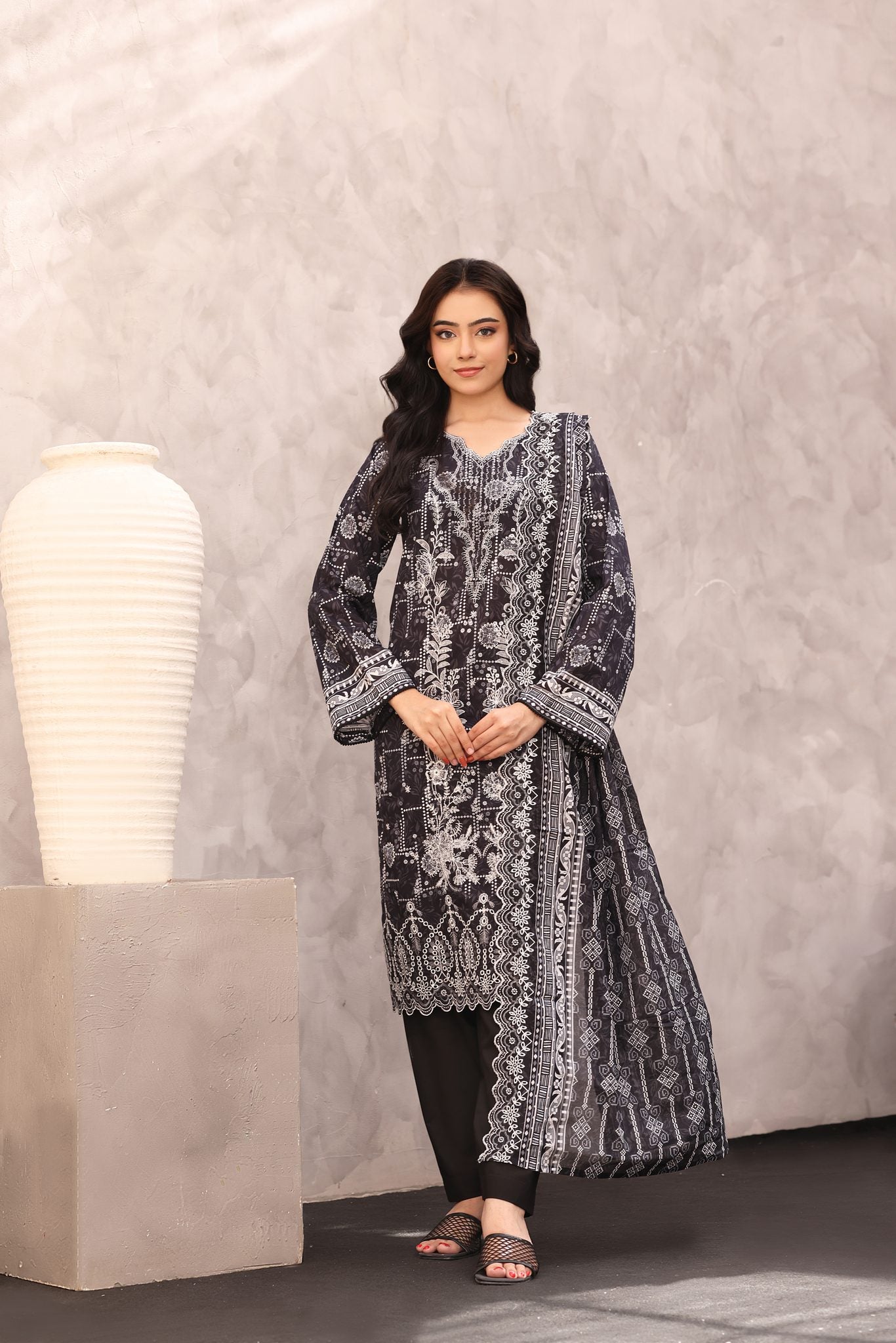 Surmai Indigo, Embroidered Lawn 3 Piece