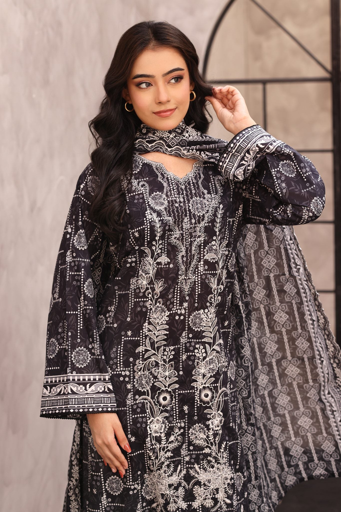Surmai Indigo, Embroidered Lawn 3 Piece