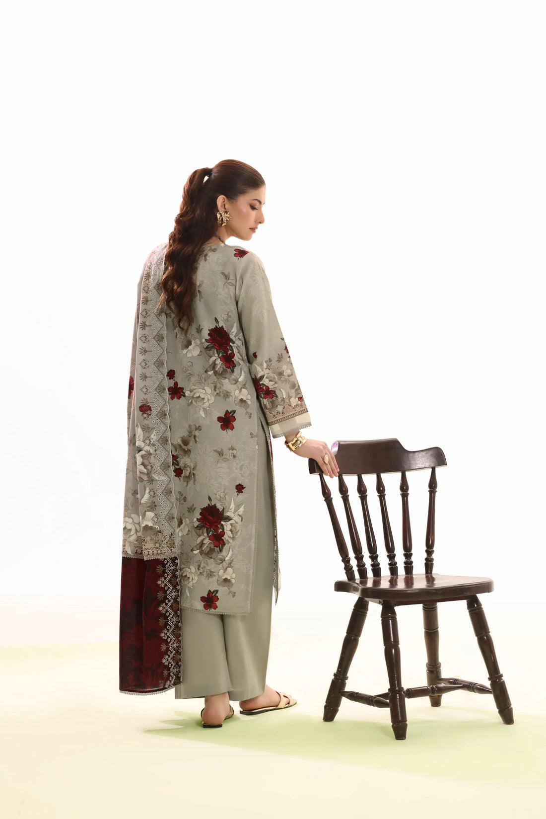 Kaari Sheesham, Khaddar Embroidered 3 Piece