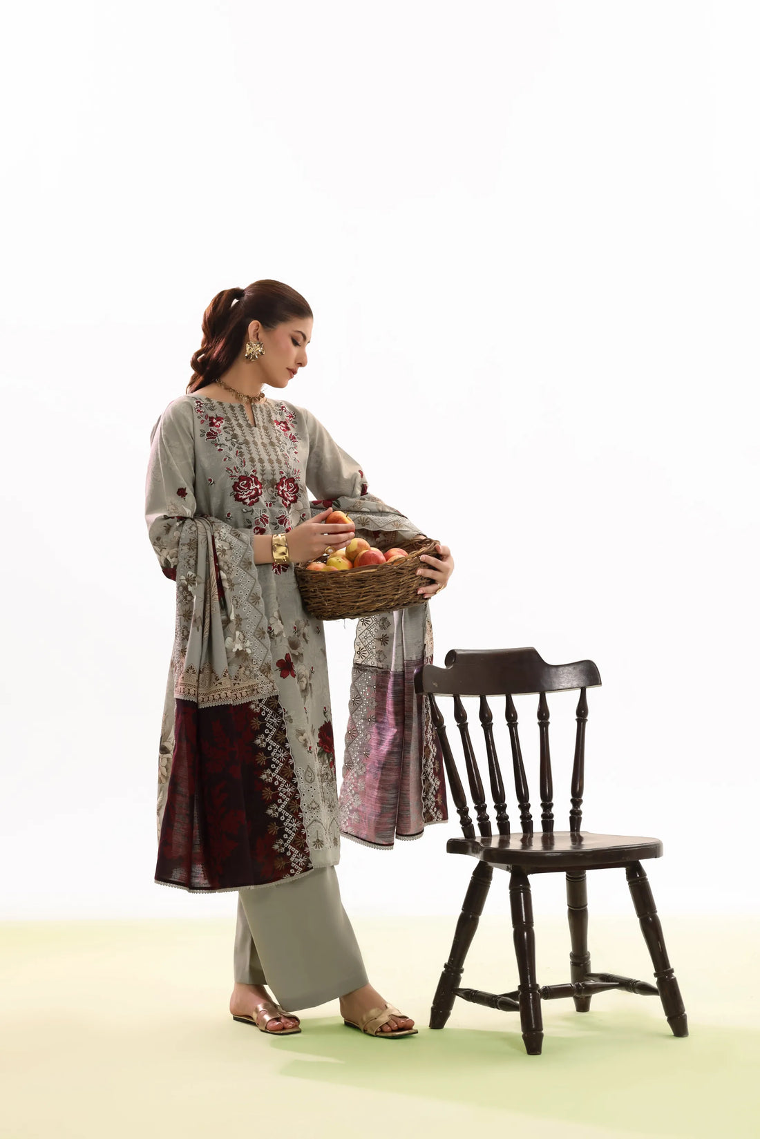 Kaari Sheesham, Khaddar Embroidered 3 Piece
