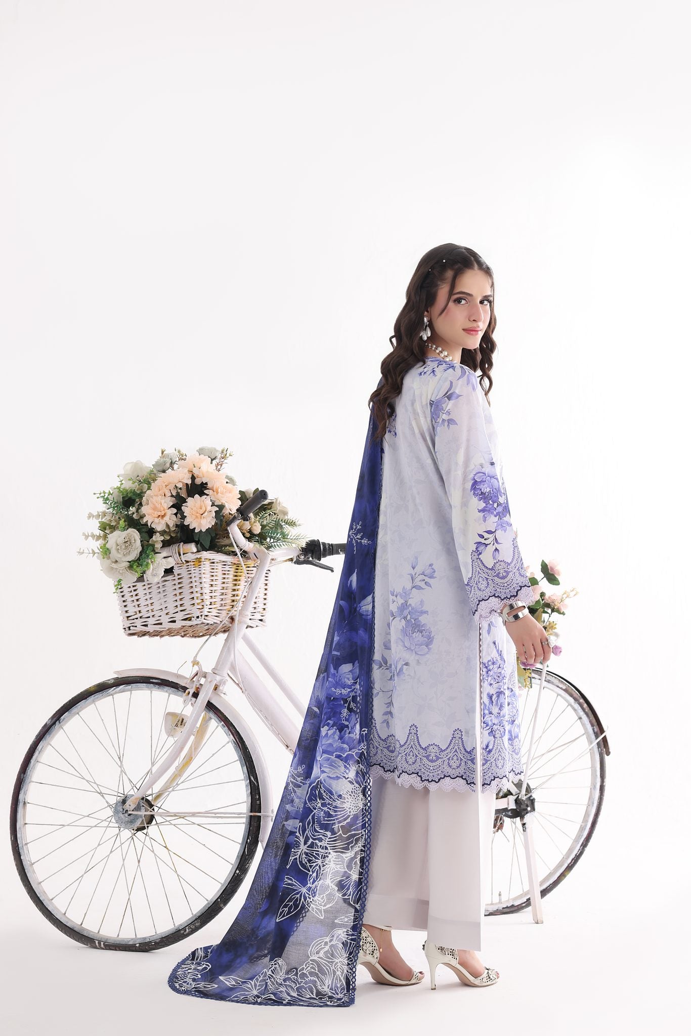 Siyara Porcelain Blue, Embroidered Lawn 3 Piece