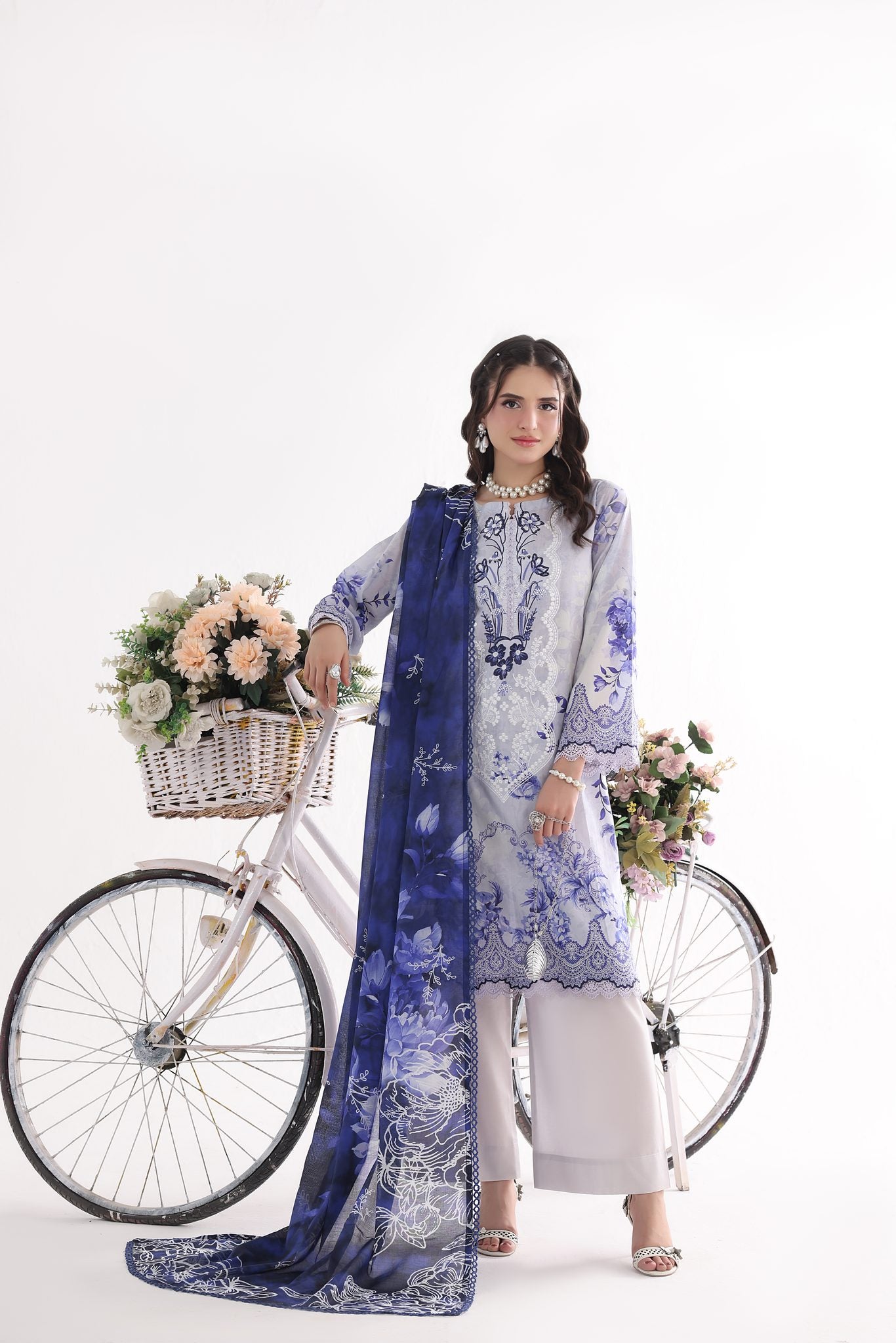 BAHAR - Embroidered Lawn 3 Piece