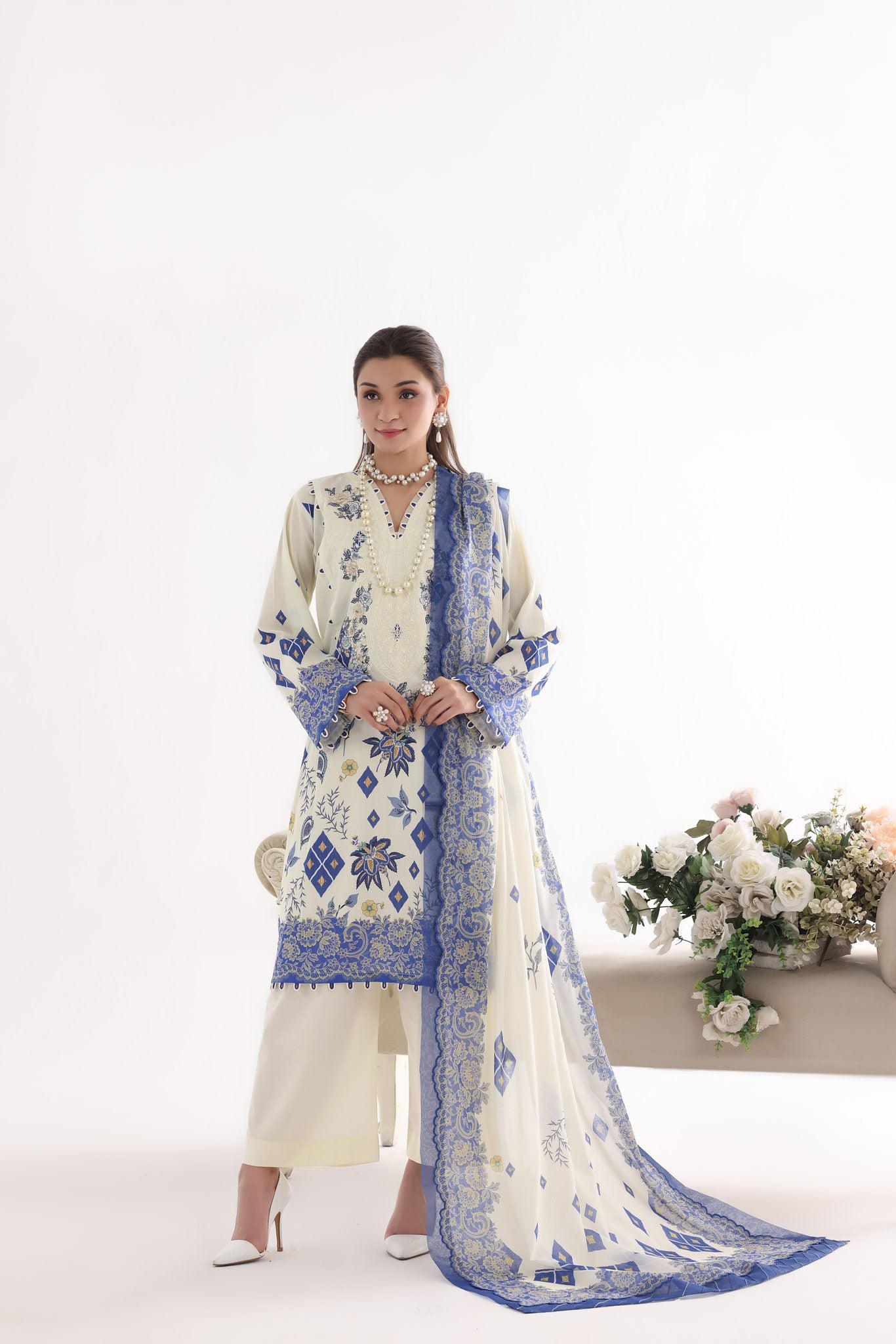BAHAR - Embroidered Lawn 3 Piece