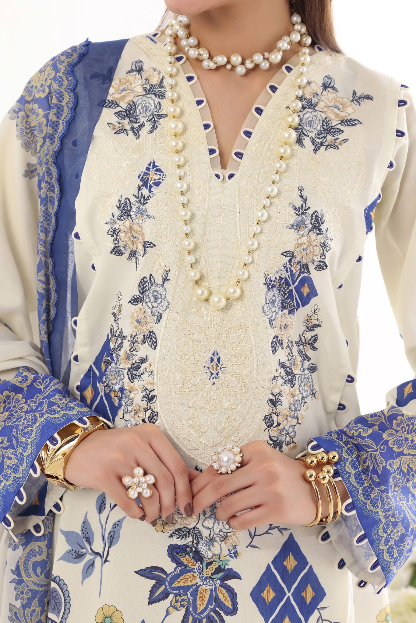 BAHAR - Embroidered Lawn 3 Piece