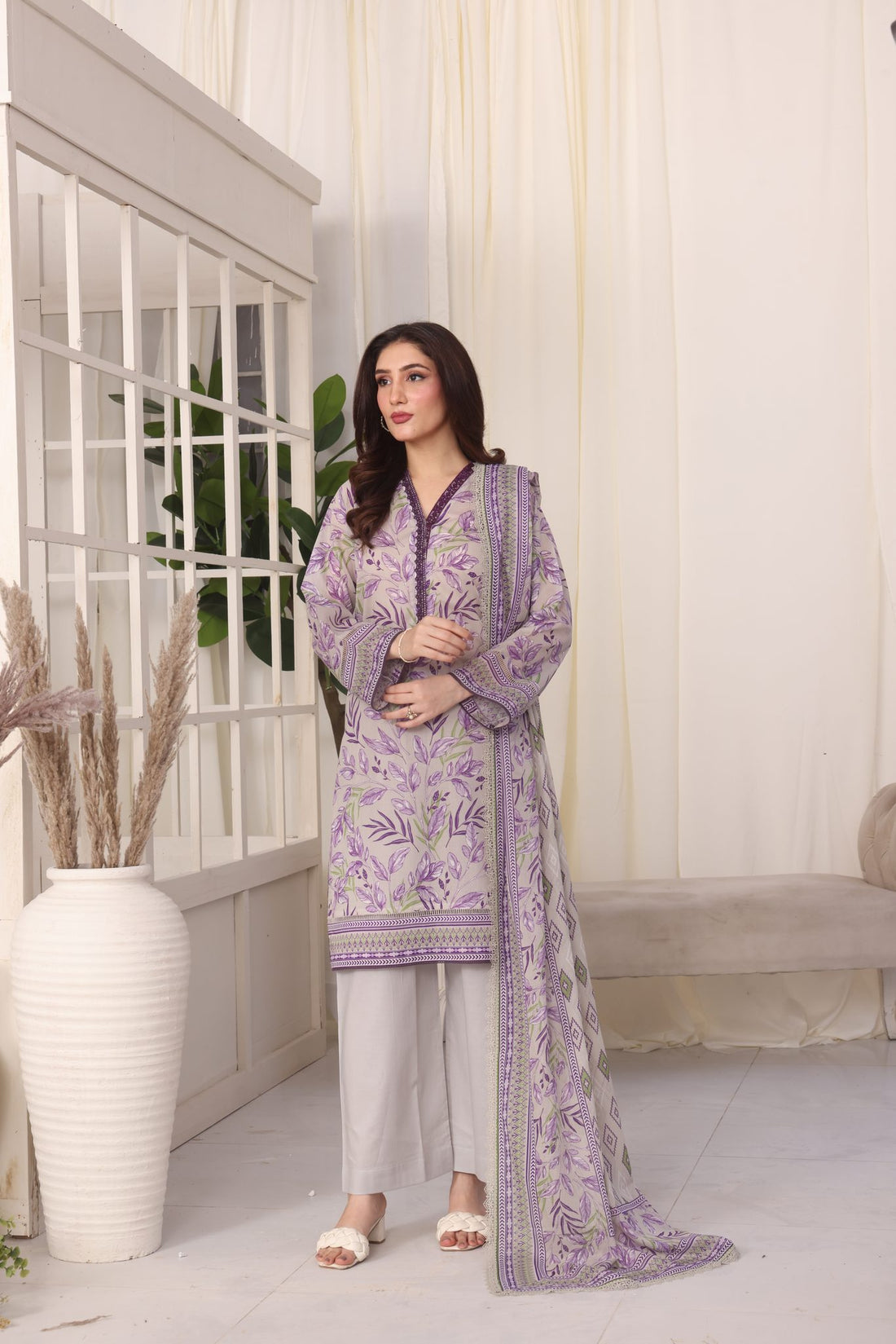 Easy Breezy Lilac, Embroidered Lawn 3 Piece