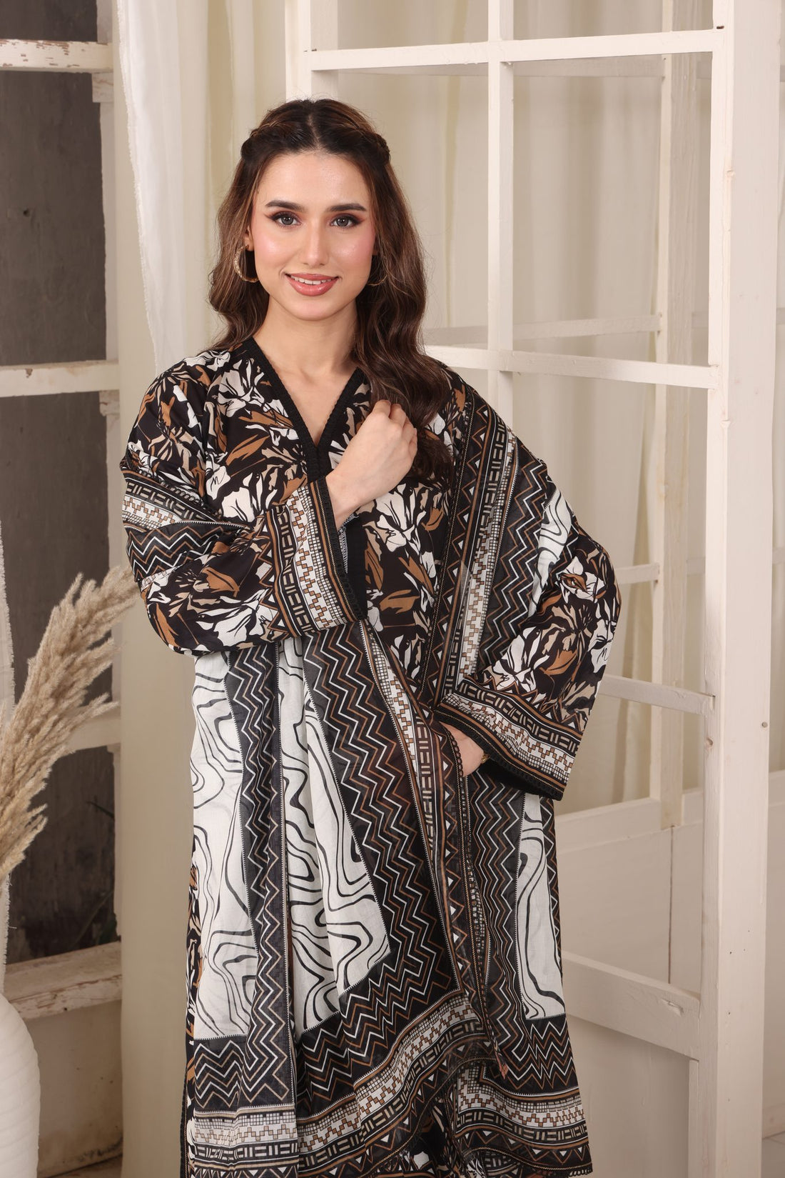 Easy Breezy Onyx, Embroidered Lawn 3 Piece