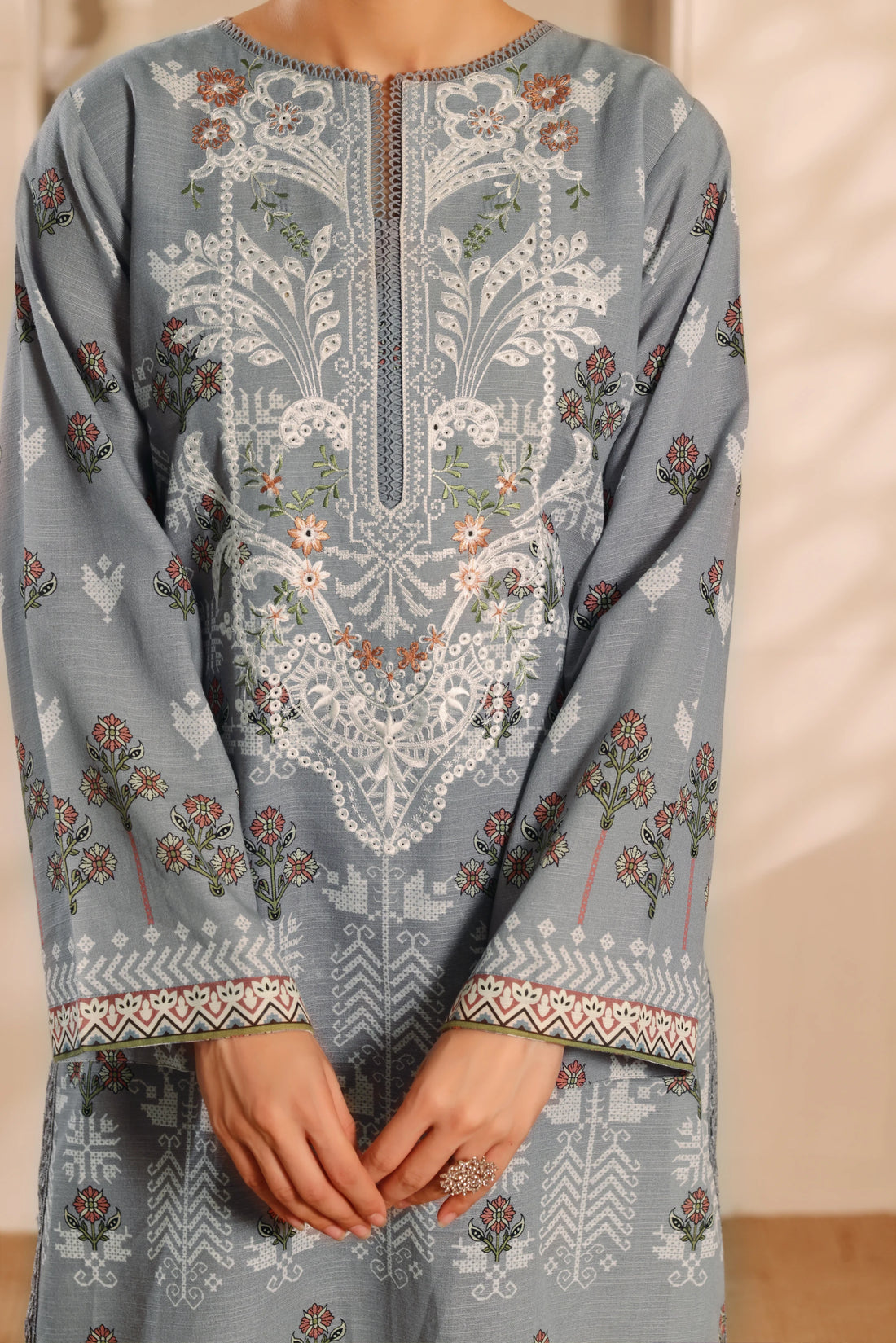 Muse Dhala, Printed Khaddar Embroidered 3 Piece