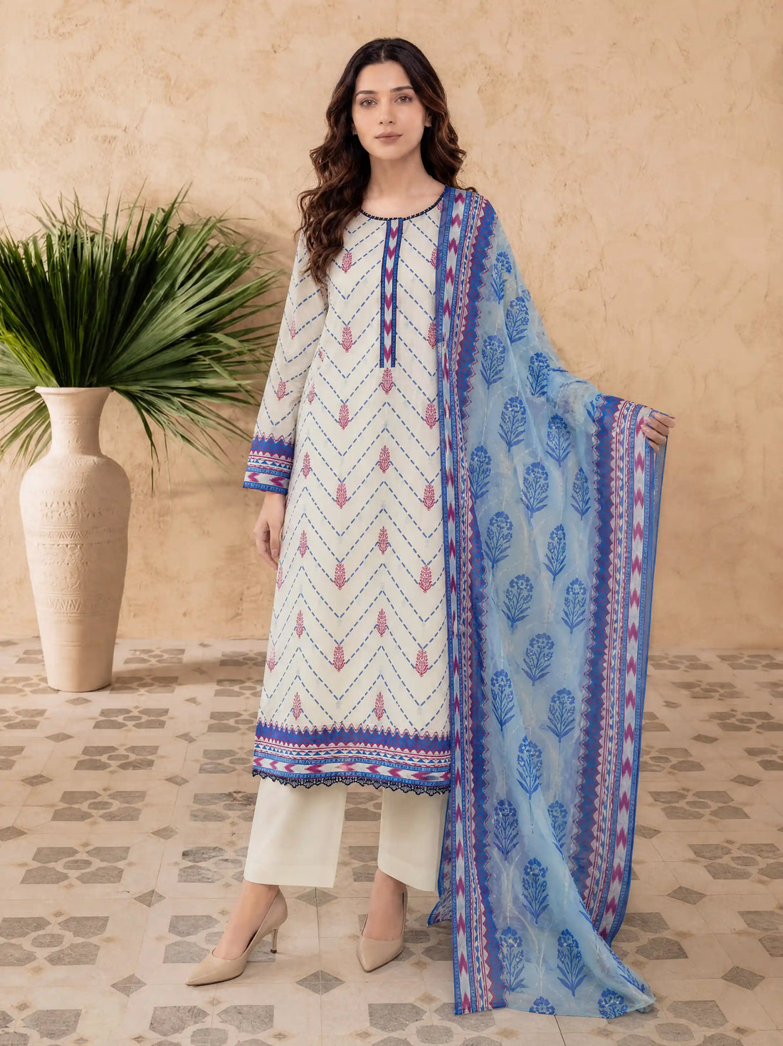 Every Day Ivory Chevron Printed Lawn Collection – 3 Piece