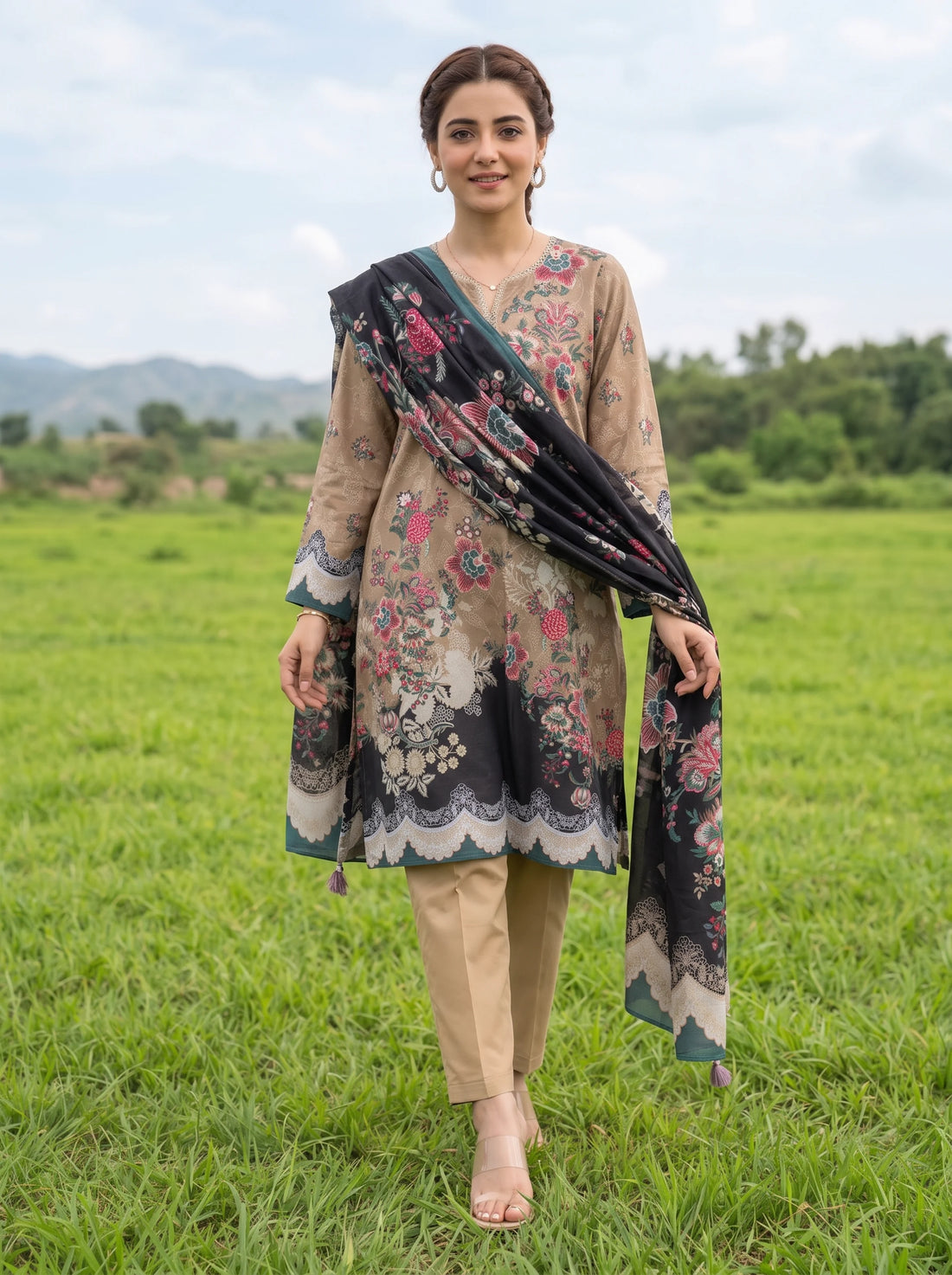 Luxe Sable, Stitched Khaddar 3 Piece