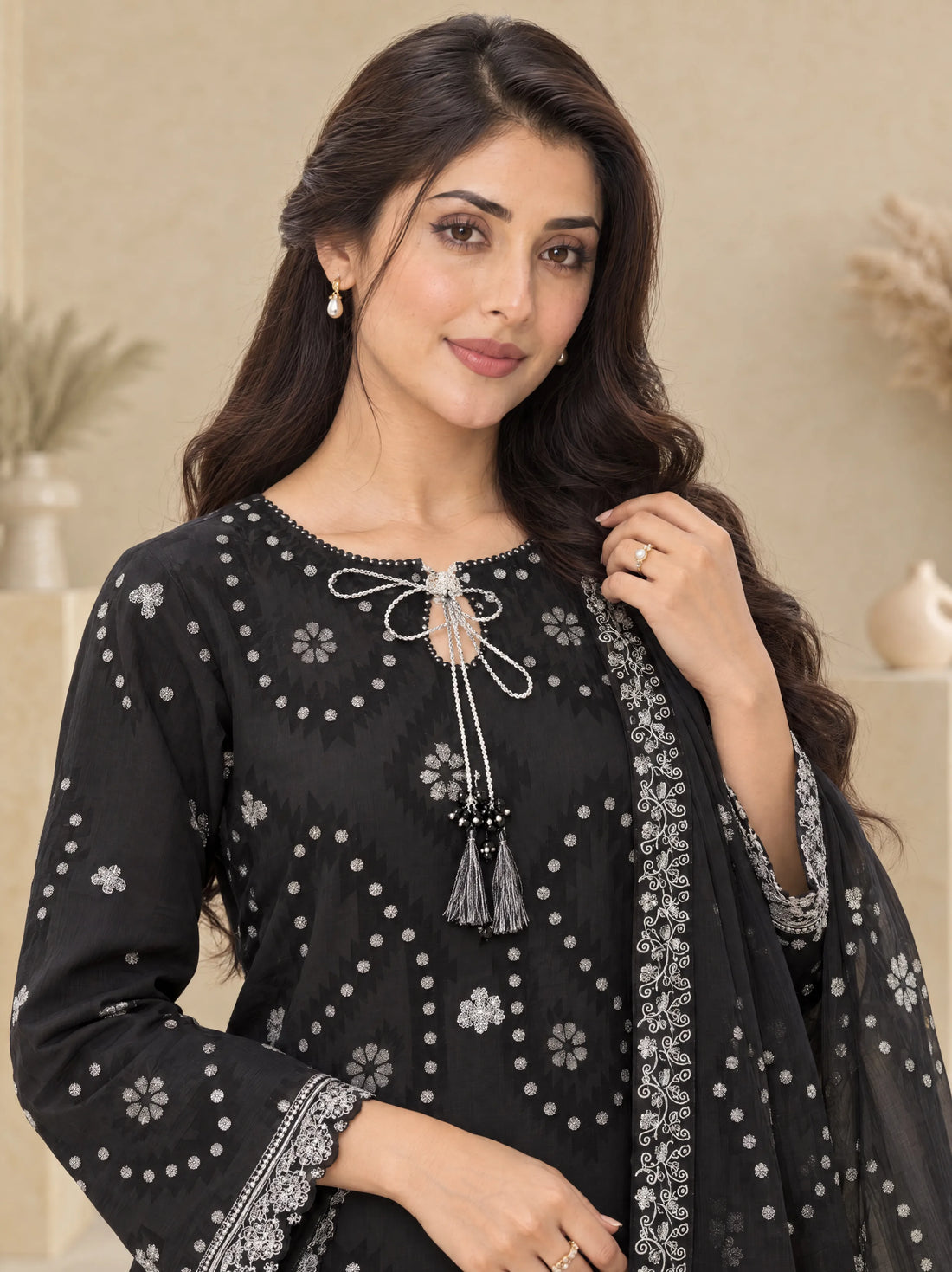 Sham Noir, Cotton Silk Embroidered 3 Piece