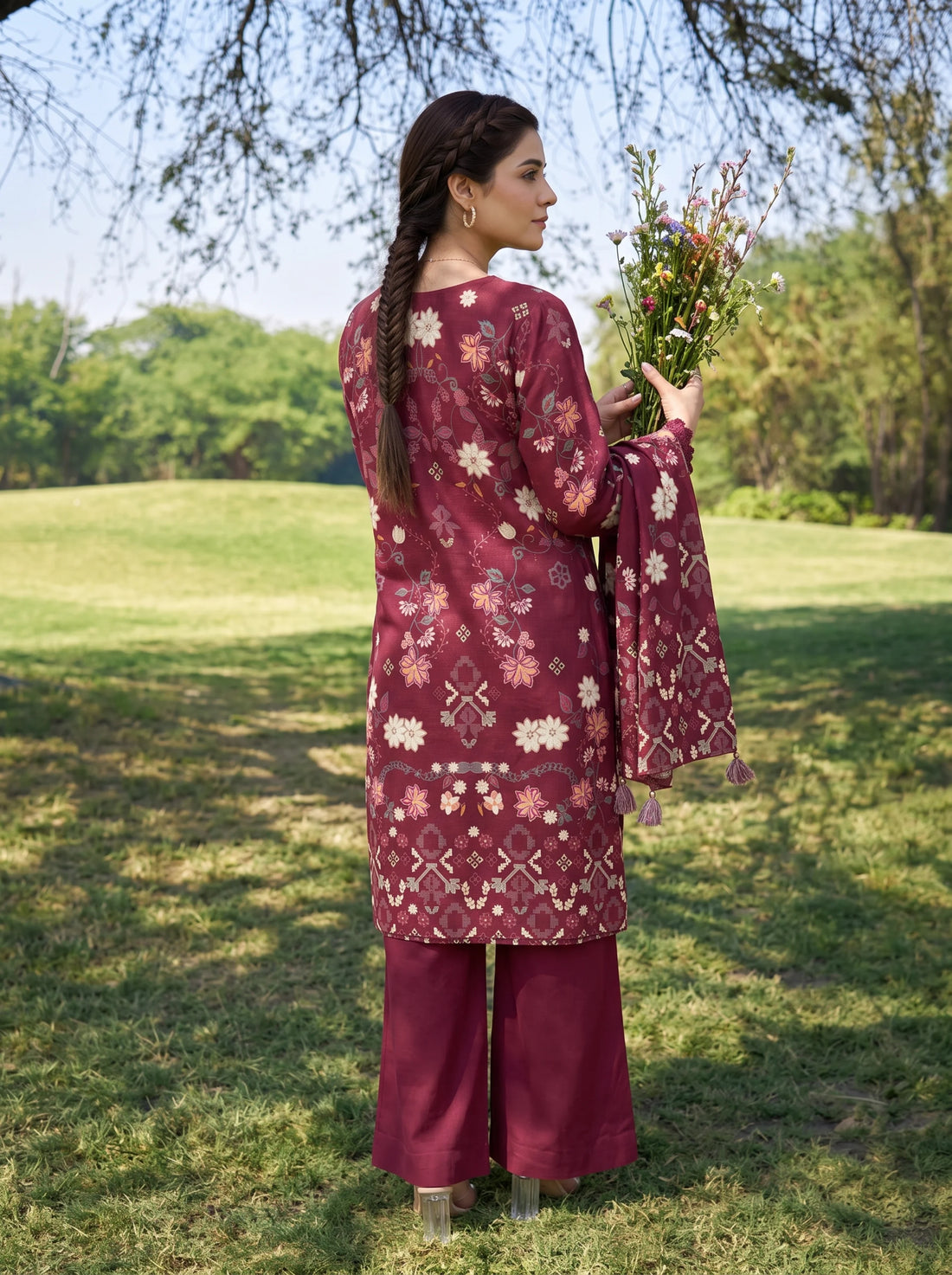 Luxe Rosewood, Stitched Khaddar 3 Piece