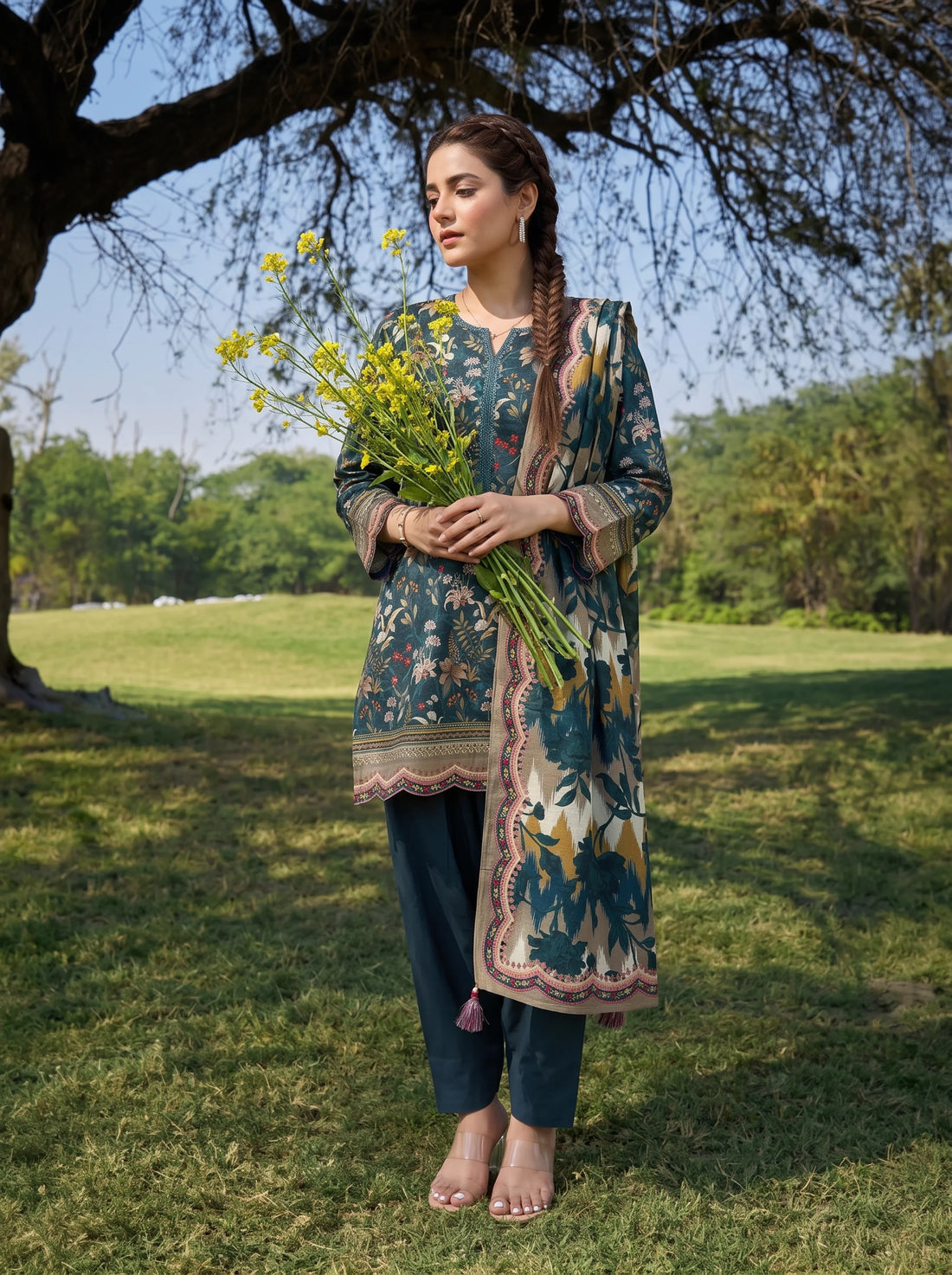 Luxe Pine, Stitched Khaddar 3 Piece