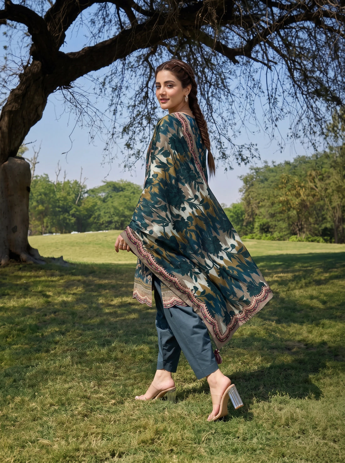 Luxe Pine, Stitched Khaddar 3 Piece