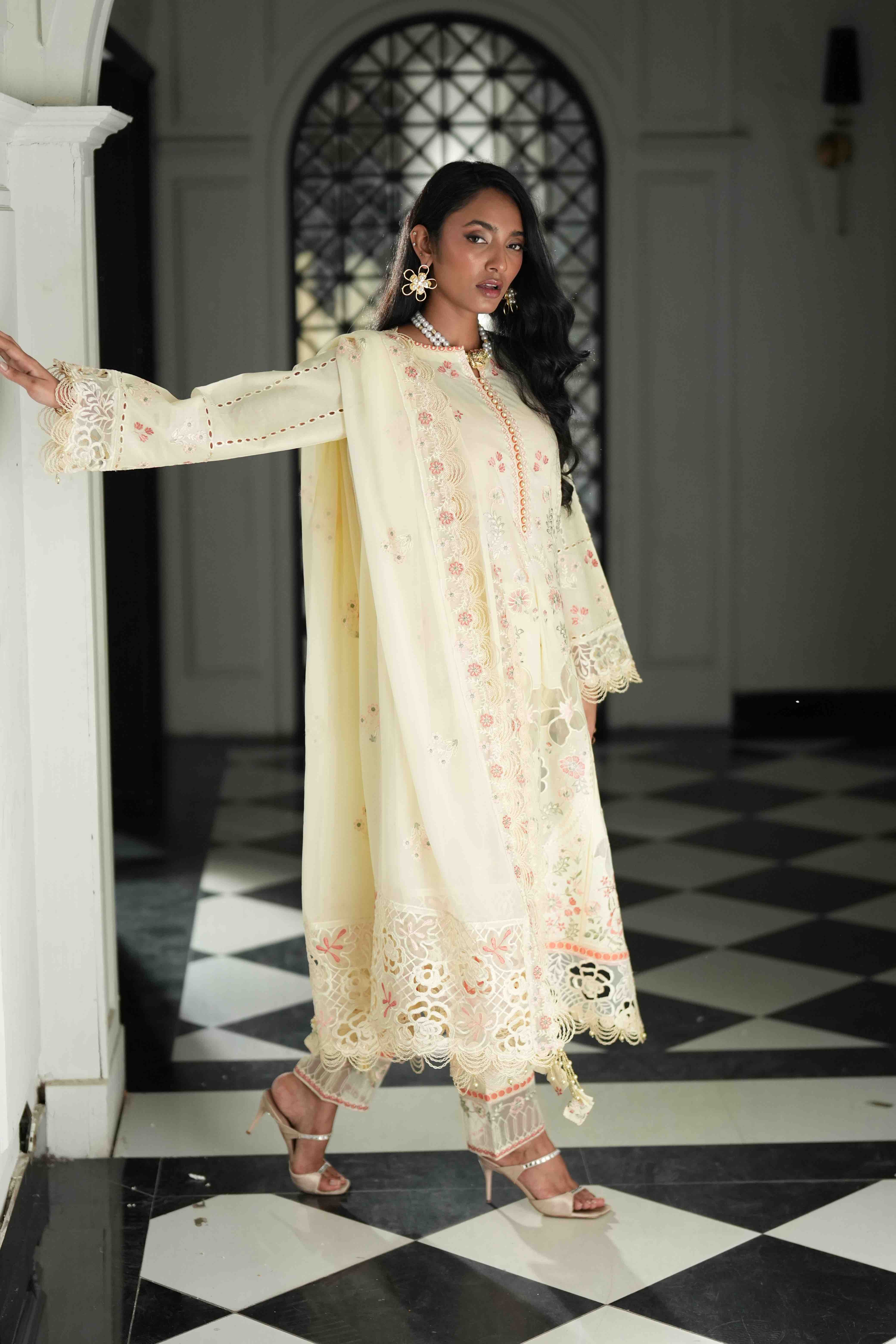 Lamhay Ivory, Embroidered Lawn 3 Piece