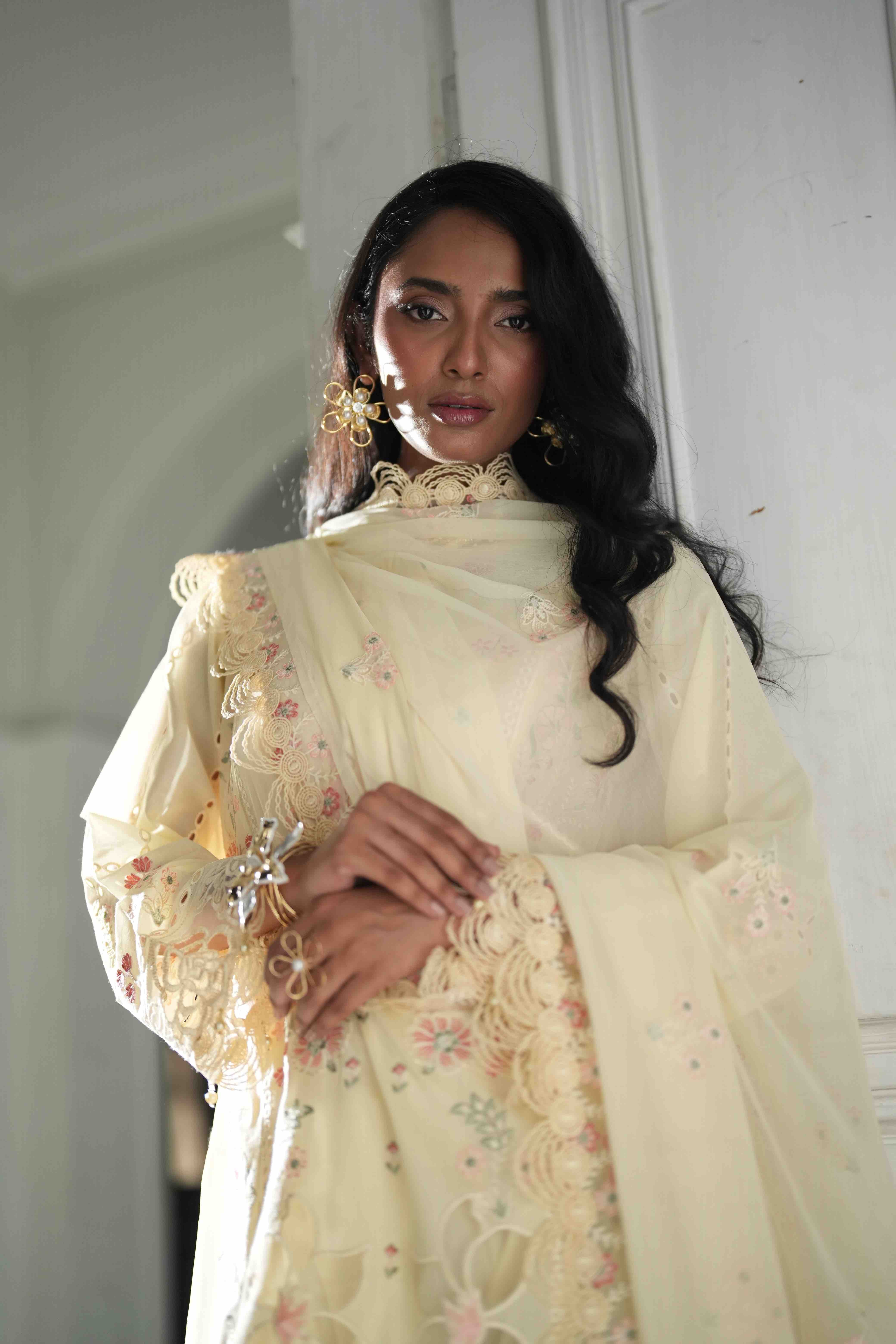 Lamhay Ivory, Embroidered Lawn 3 Piece