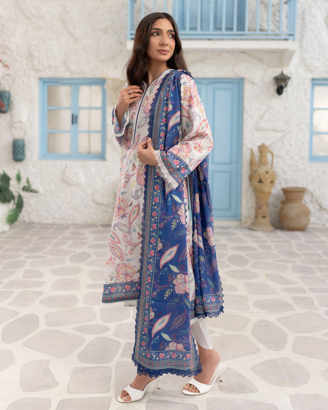 Easy Breezy Paisley White - Lawn 3 Piece