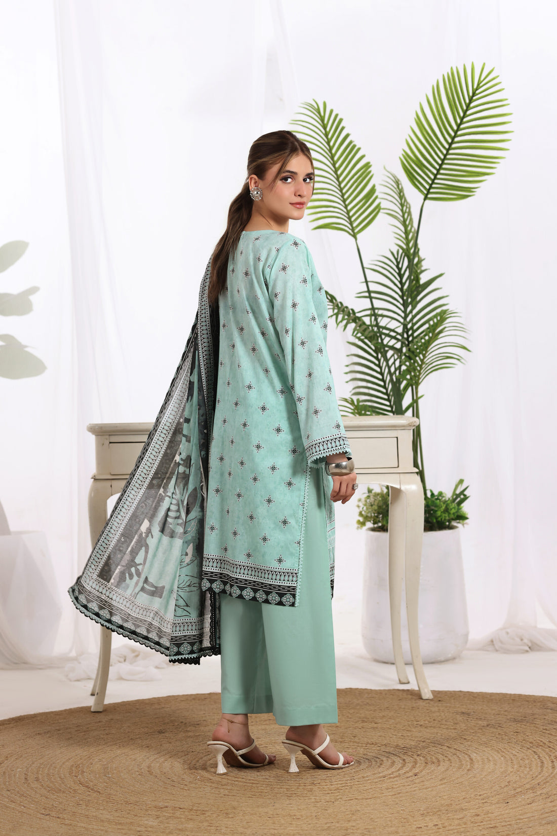 Sunehri Aqua Green, Digital Printed Embroidered Lawn 3 Piece